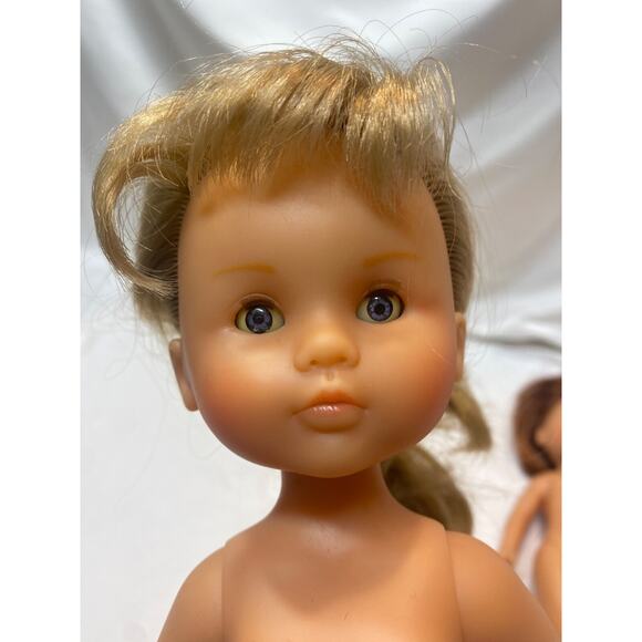 VTG. 2004 COROLLE LES CHERIES DOLL 13" ALL VINYL, SLEEP EYES - Picture 3 of 7